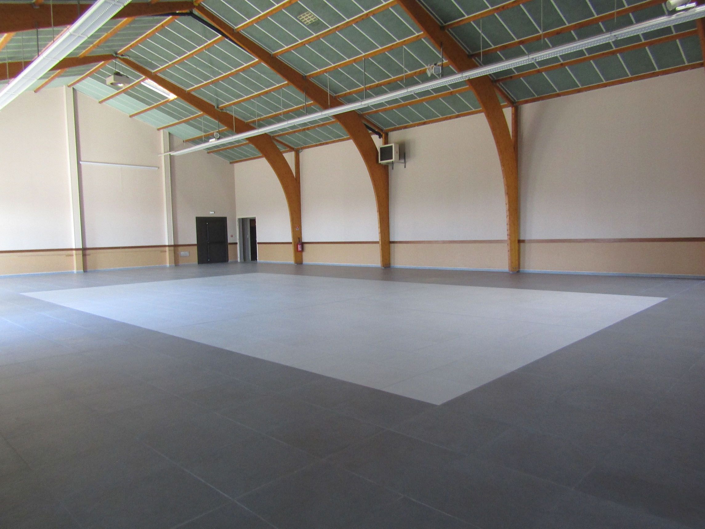 TRAVAUX SALLE DES FETES